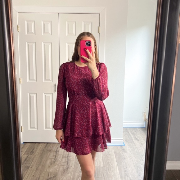 Dresses & Skirts - Floral dress size L